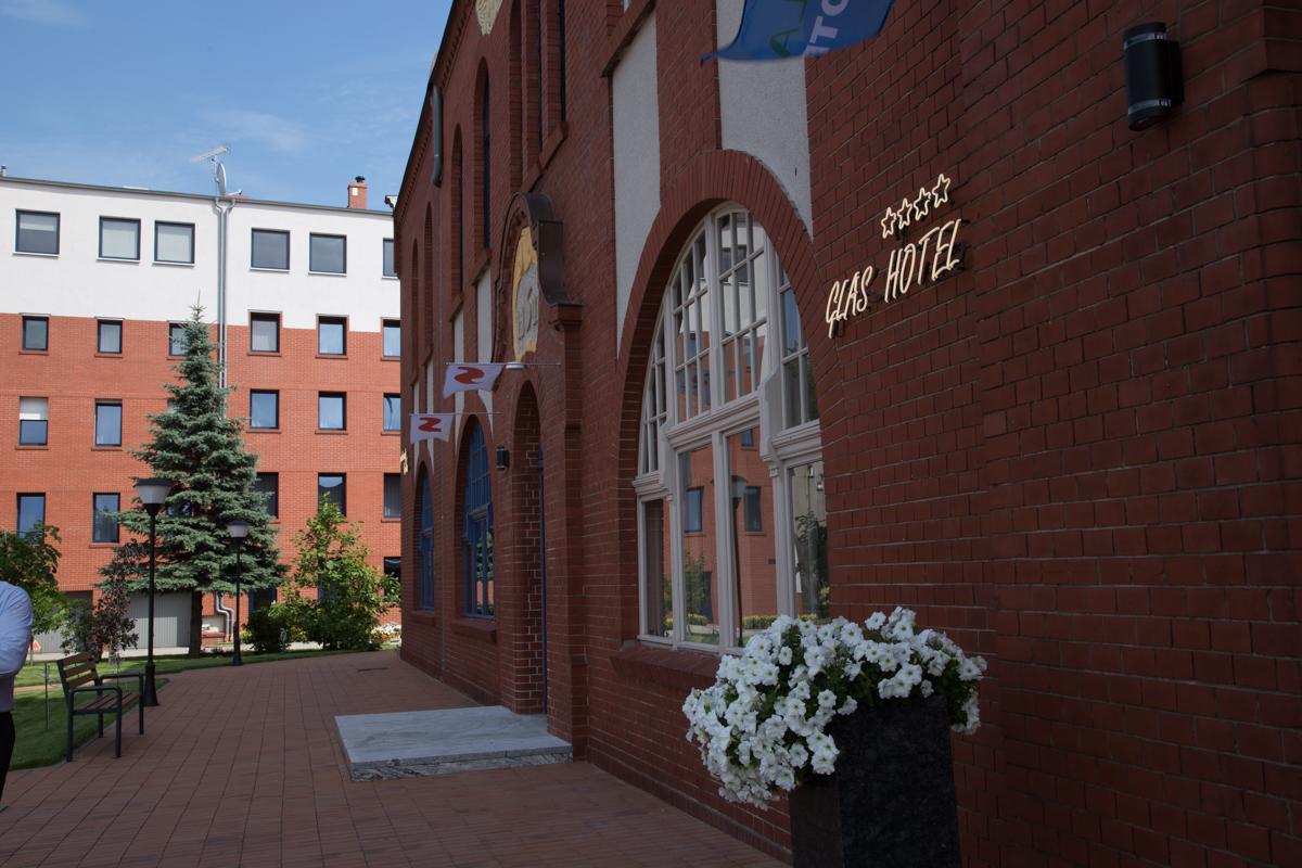 Glas-Hotel 4* Żary Kültér fotó