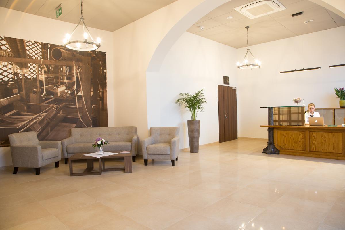 Glas-Hotel 4* Żary Kültér fotó
